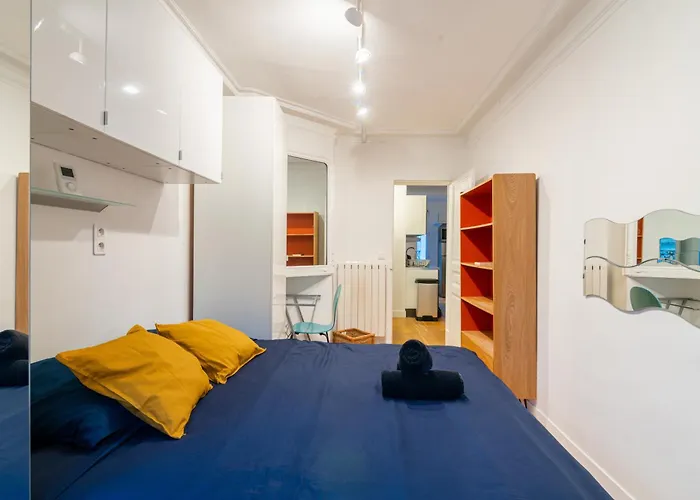 Luxurious 1 Bedroom Tour Eiffel Saint Dominique Free Netflix