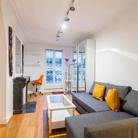 Luxurious 1 Bedroom Tour Eiffel Saint Dominique Free Netflix Paris Exterior photo